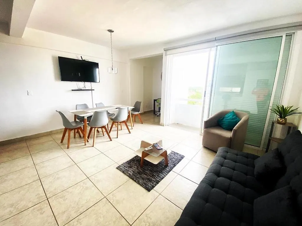 Exclusive Building 6 People 3 Cable Televisions 2 Swimming Pools Balcony, Villa Cancun