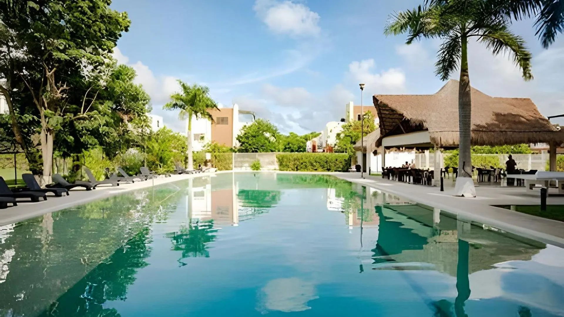 Exclusive Building 6 People 3 Cable Televisions 2 Swimming Pools Balcony, Villa Cancun