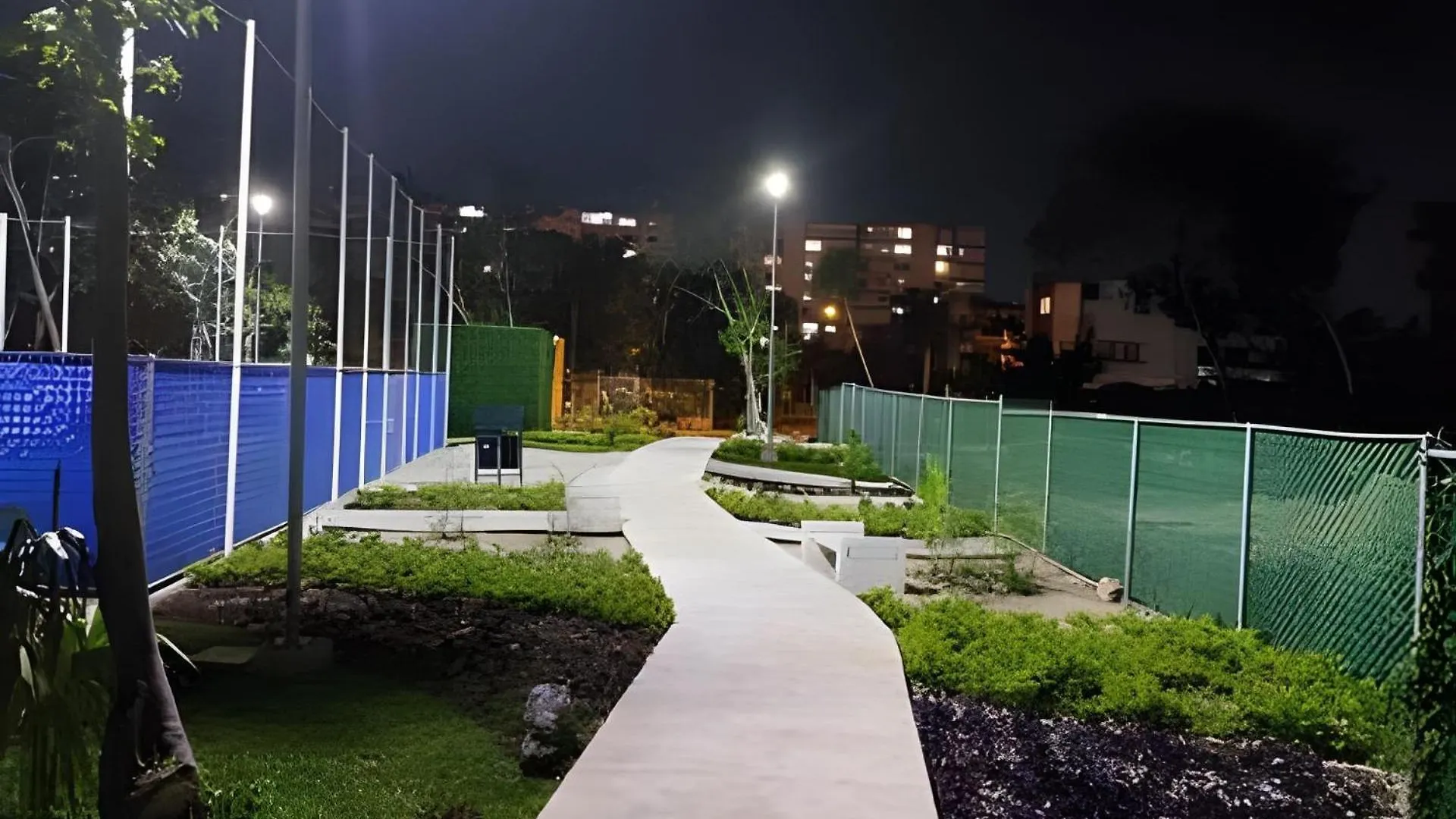 בית נופש הוילה קנקון Exclusive Building 6 People 3 Cable Televisions 2 Swimming Pools Balcony, מקסיקו